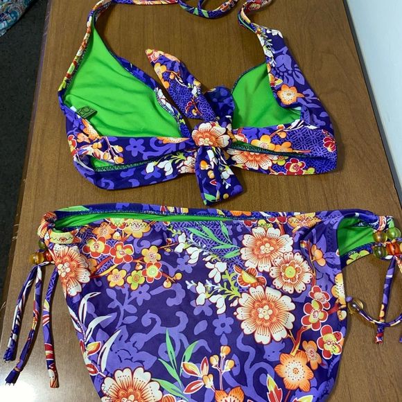 Becca 2 piece bikini - Picture 5 of 6